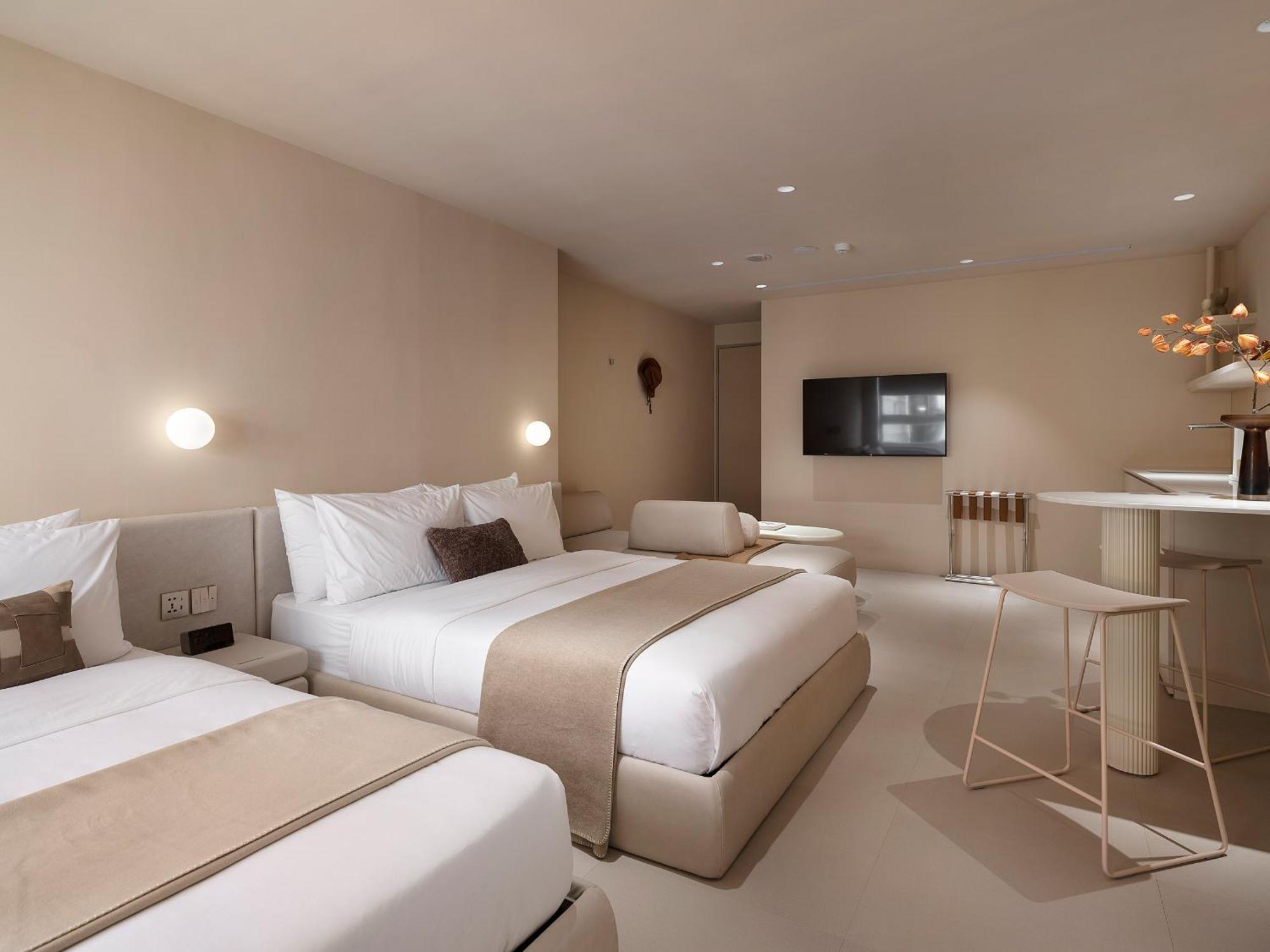 Lore Hotel Taipei Exterior photo